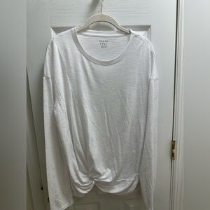 Askaya white top NWT LG